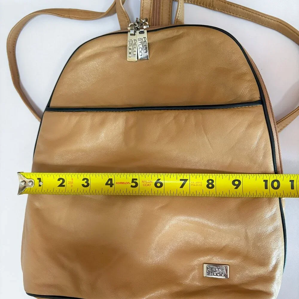 Pelle Studio Wolsons 1995 Vintage Soft Leather Backpack  Zipper Straps Beige
